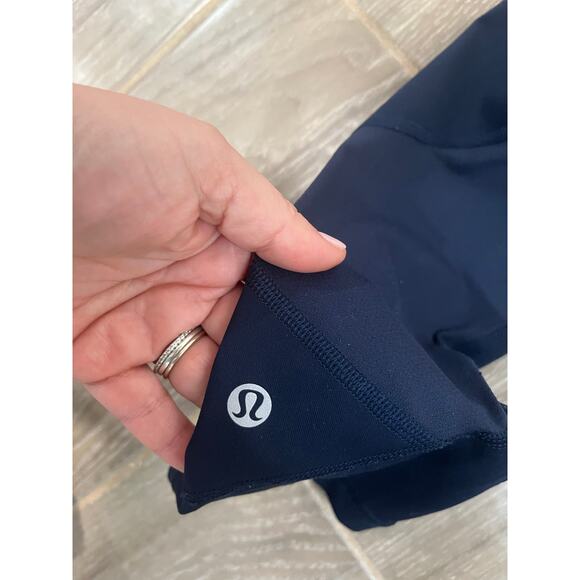 Lululemon Pace Rival Crop *Full-On Luxtreme 22"True Navy Size 4 - Picture 5 of 13